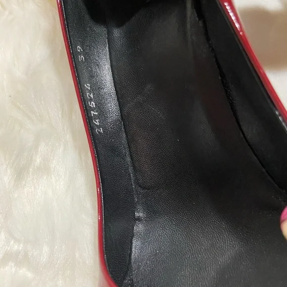 Authentic Gucci Patent Burgundy Pumps toooo Cuteee - Must have! - Picture 6 of 6